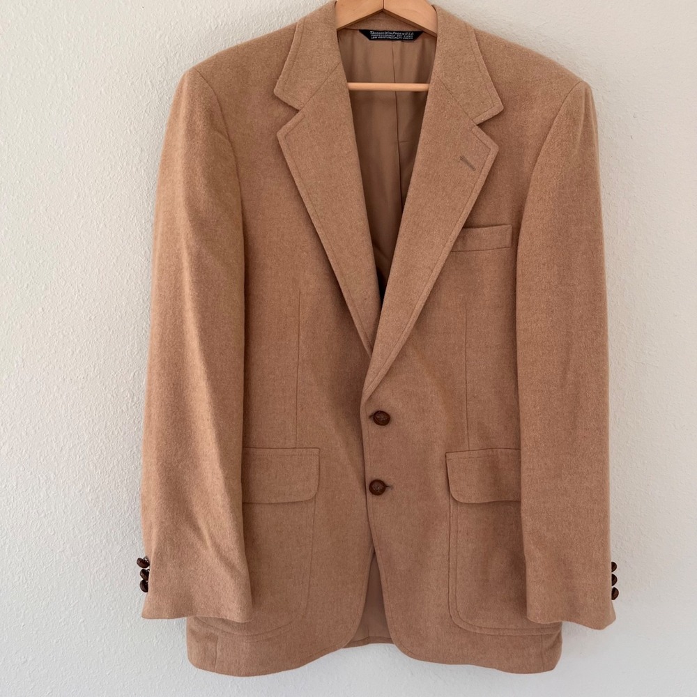 Vintage 100% Camel Hair Blazer Sport Coat Mens 40R 42R Tan USA 2 Button Classic